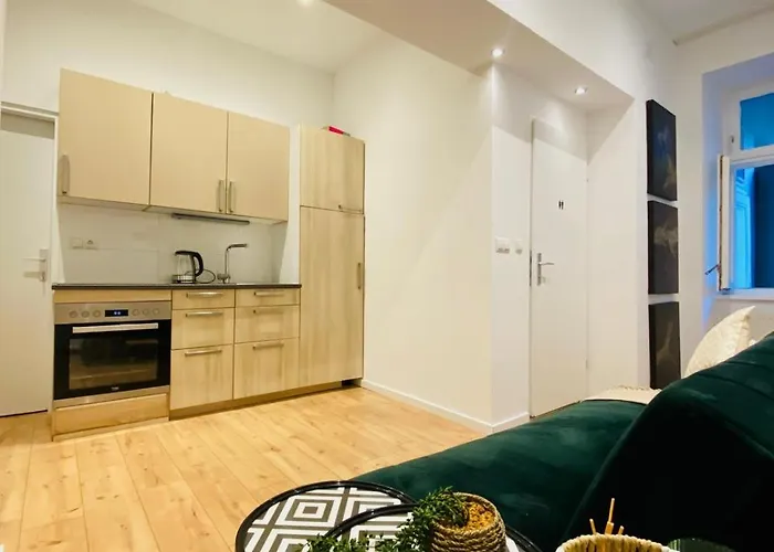 Apartment Ottakring Gem Shared 4br Retreat Breathtaking Views *