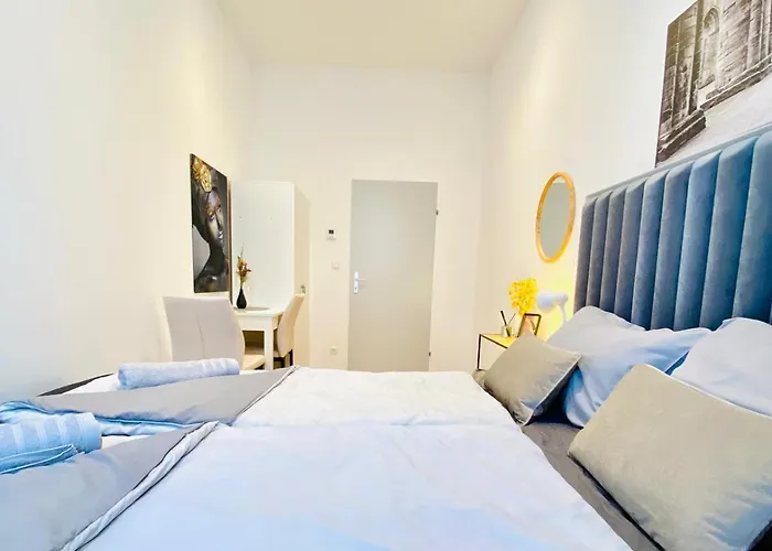 Ottakring Gem Shared 4br Retreat Breathtaking Views *