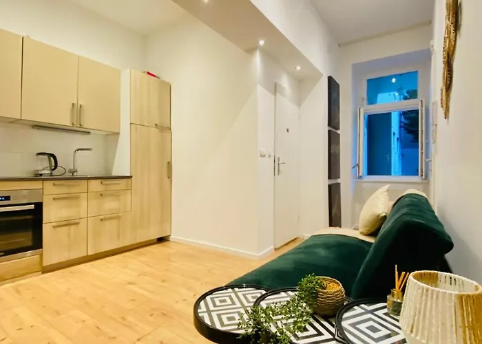 Apartment Ottakring Gem Shared 4br Retreat Breathtaking Views *