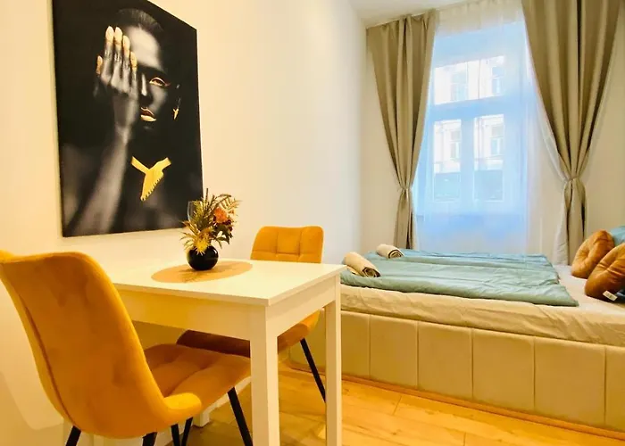 Apartment Ottakring Gem Shared 4br Retreat Breathtaking Views *