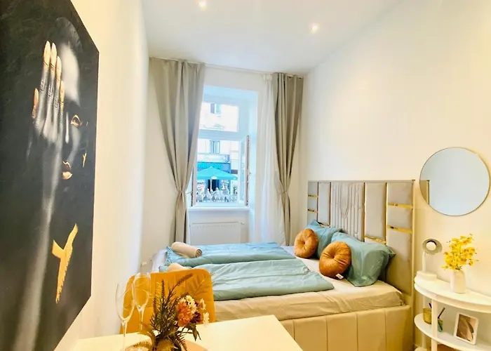 Apartment Ottakring Gem Shared 4br Retreat Breathtaking Views Vienna