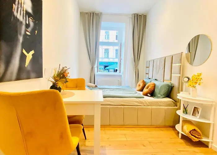 Apartment Ottakring Gem Shared 4br Retreat Breathtaking Views *