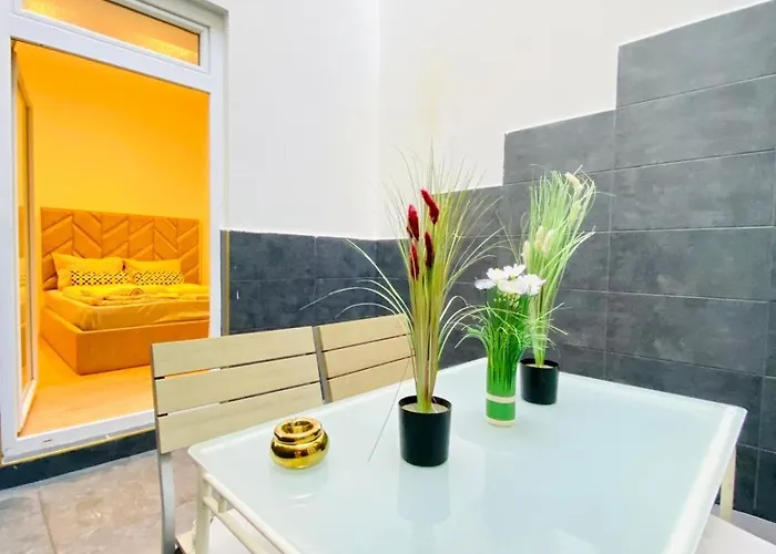 Ottakring Gem Shared 4br Retreat Breathtaking Views *