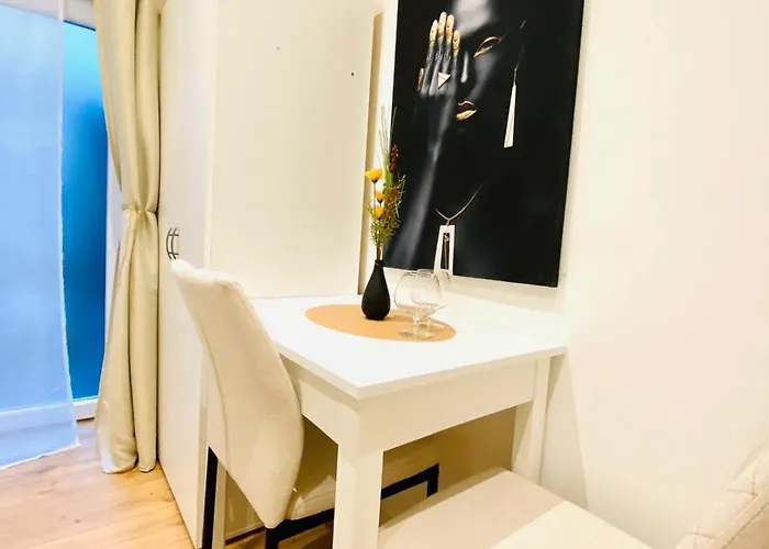 Ottakring Gem Shared 4br Retreat Breathtaking Views Vienna