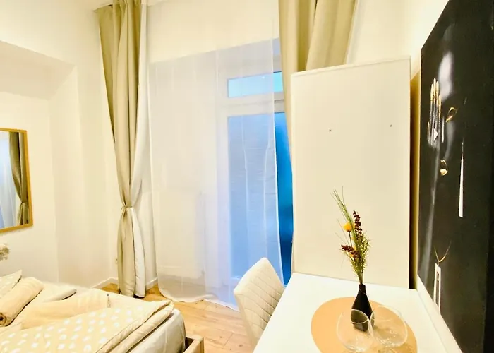 Ottakring Gem Shared 4br Retreat Breathtaking Views * Vienna
